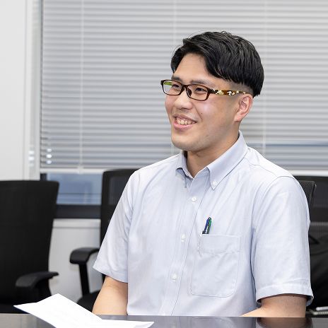 後輩社員