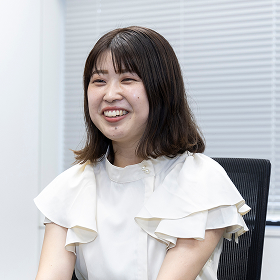 先輩社員